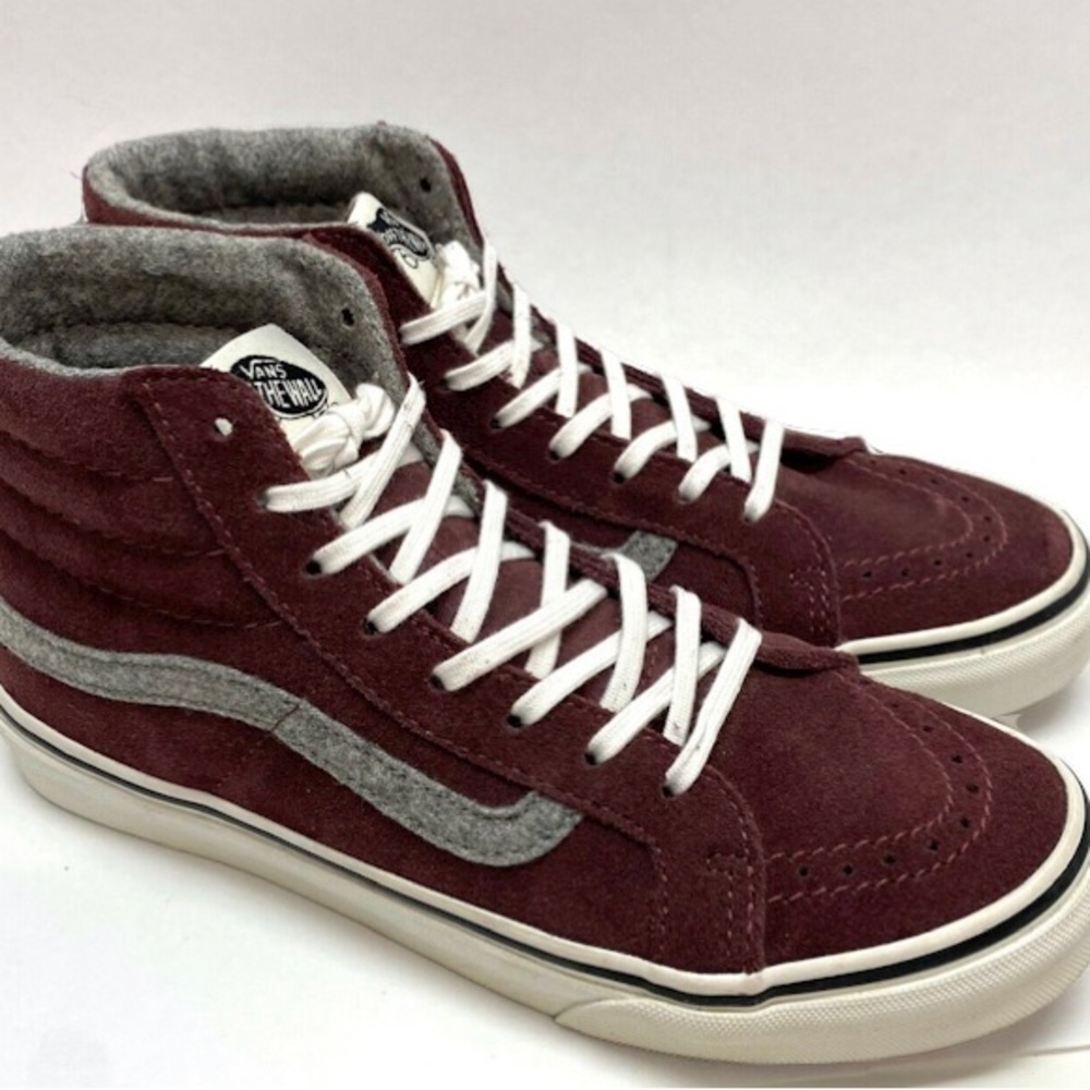 Vans Skateboard Shoes Men’s Size 6 or Women’s Size 7.5